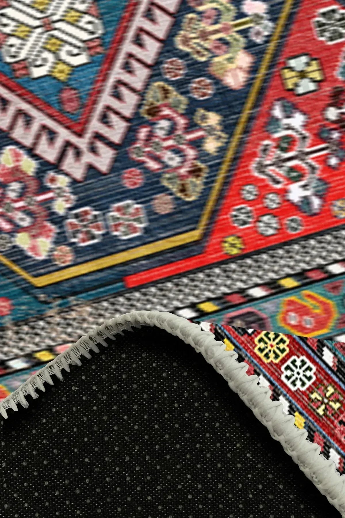 Betty Desenli Pamuk Tabanlı Yıkanabilen Kaymaz Antibakteriyel Şönil Salon Halısı - Aydahome